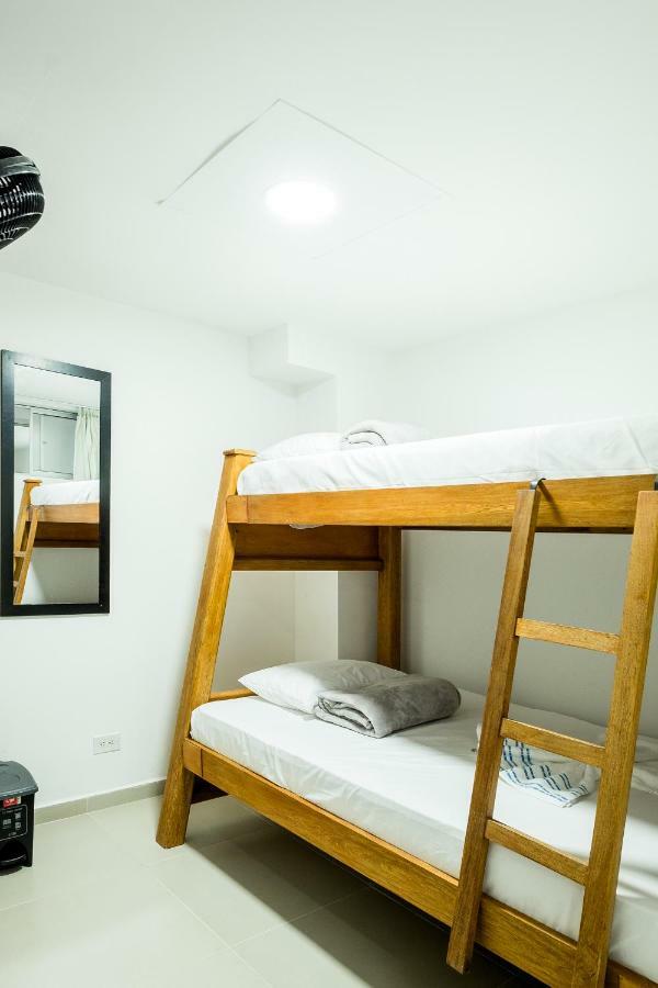 Medellin Backpacker Hostel Exterior photo